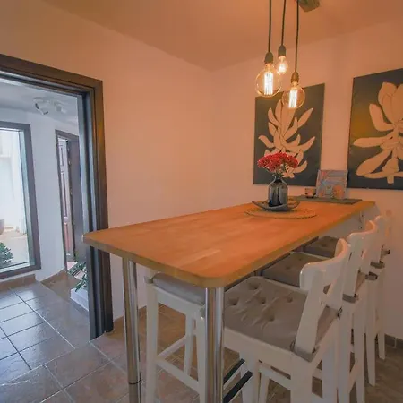 Villa Casita Palmera, Country Home, Haria, Lanzarote Haría